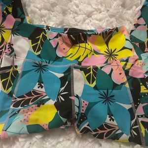 Leggin stamped flowers